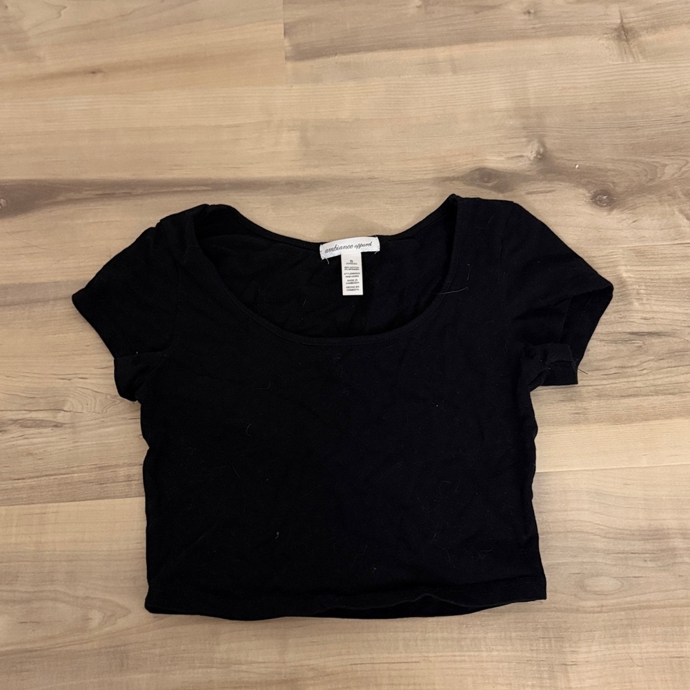 size small ambiance apparel black cropped short sleeve tee